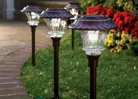 Садовые светильники и фонари