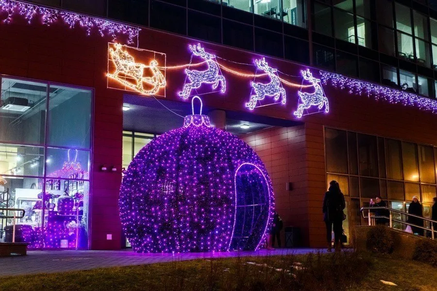 Новогоднее оформление зданий