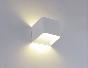 Бра Crystal Lux CLT 010W100 WH Бра Crystal Lux CLT 010W100 WH