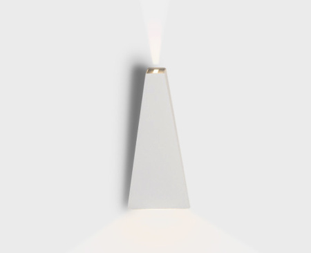 Светильник настенный ITALLINE IT01-A807 white
